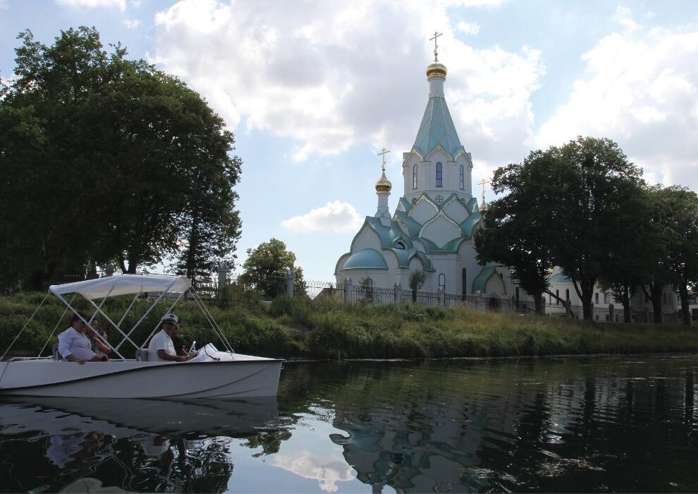 Images CAPTAIN BRETZEL