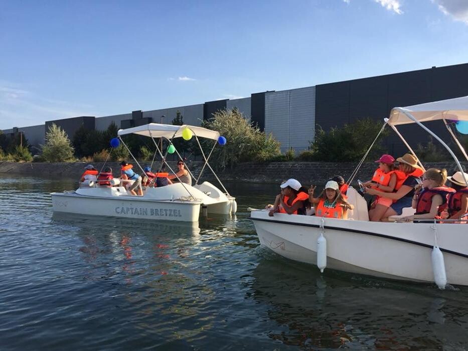 Images CAPTAIN BRETZEL