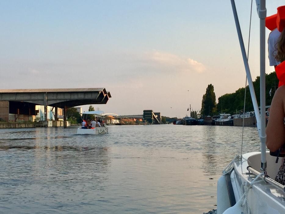 Images CAPTAIN BRETZEL