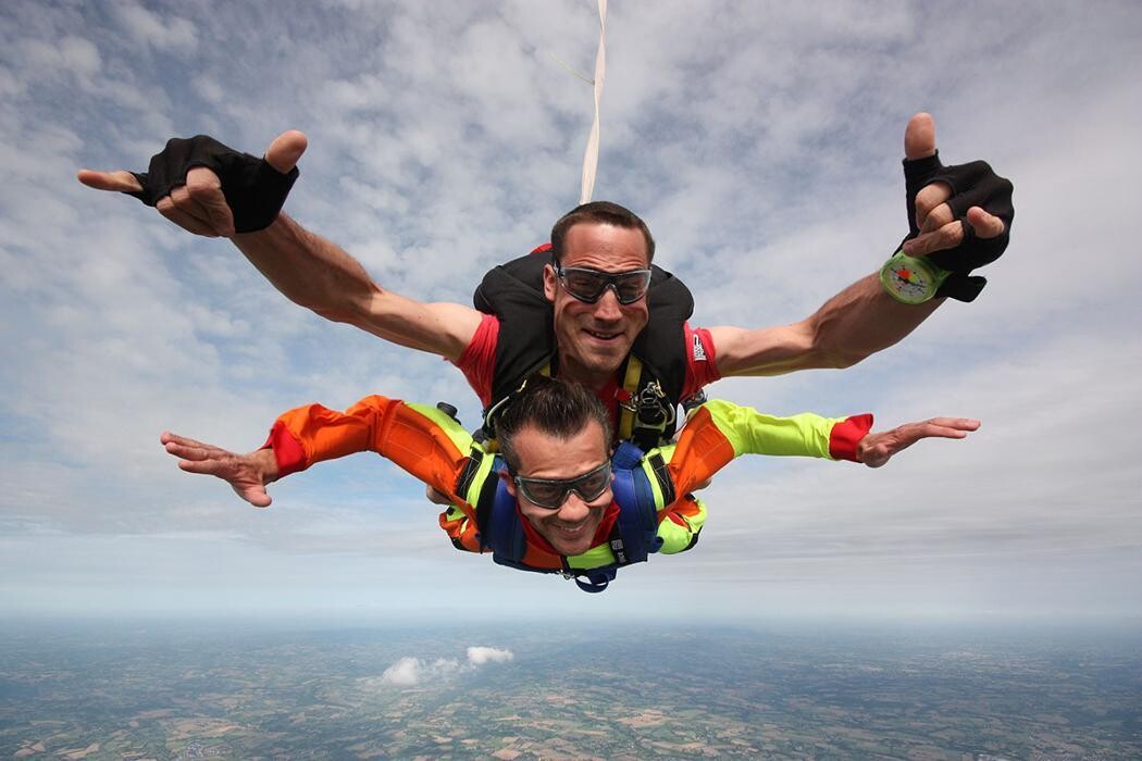 Images Abeille Parachutisme