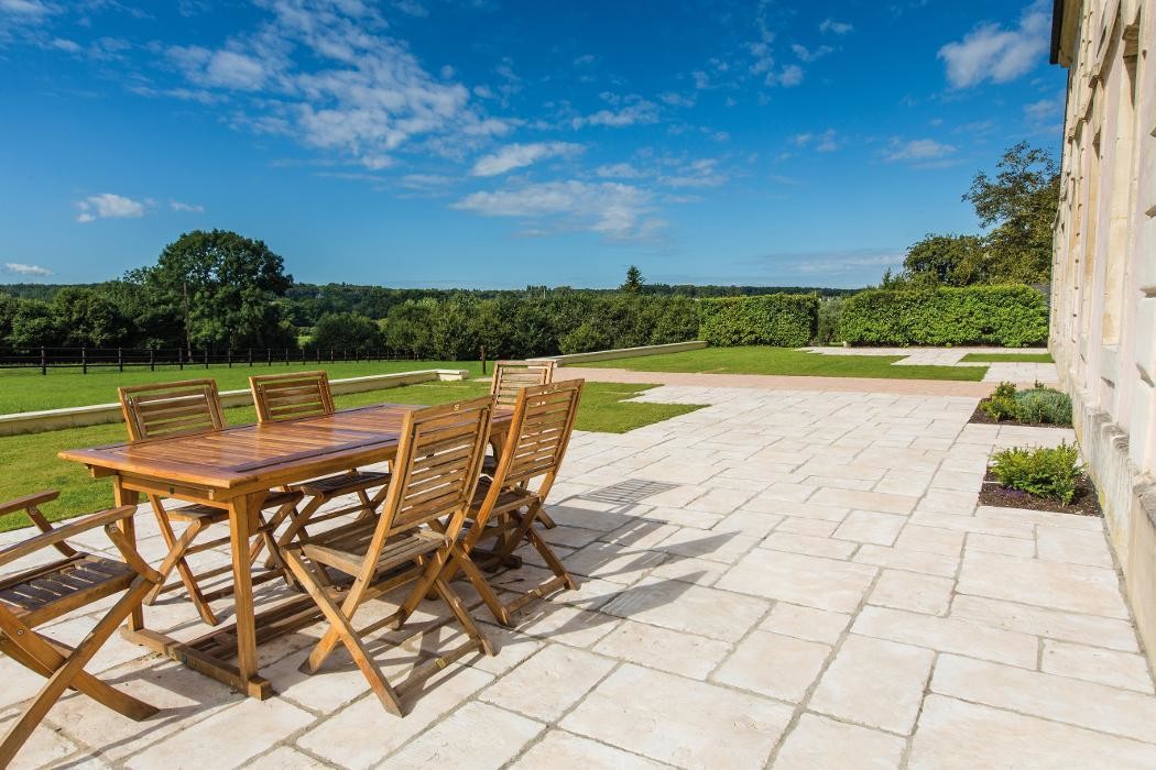 Images Daniel Moquet signe vos allées - Ent. Périsset