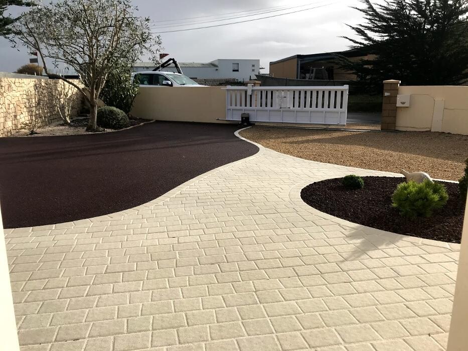 Images Daniel Moquet signe vos allées - Ent. Davieau