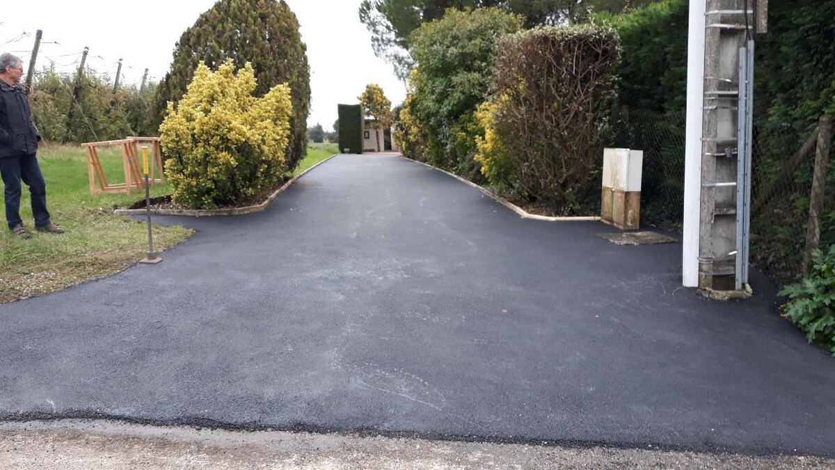 Images Daniel Moquet signe vos allées - Ent. Larrose-Bonnin