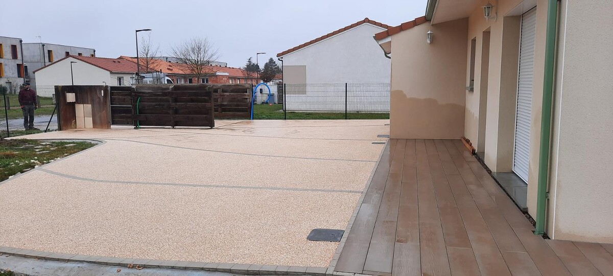 Images Daniel Moquet signe vos allées - Ent. Larrose-Bonnin