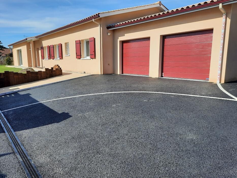 Images Daniel Moquet signe vos allées - Ent. Larrose-Bonnin