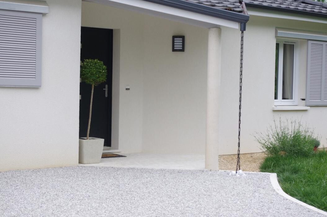 Images Daniel Moquet signe vos allées - Ent. Moulharat