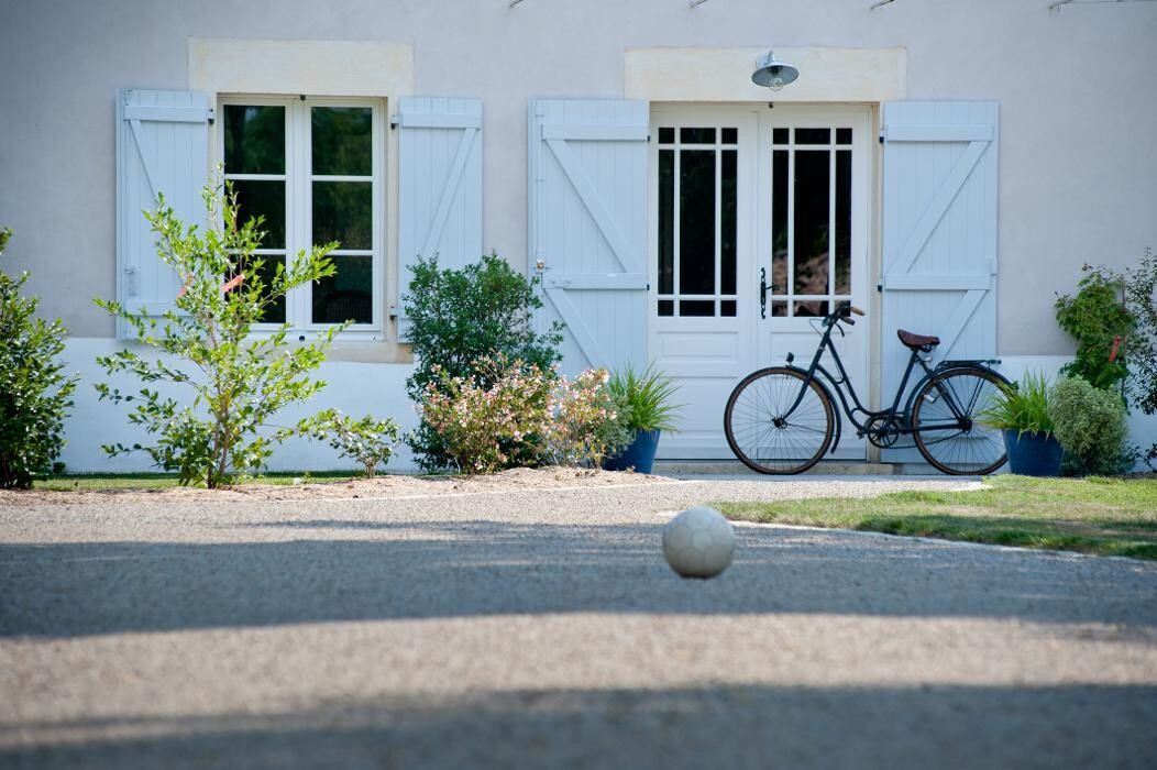 Images Daniel Moquet signe vos allées - Ent. Moulharat