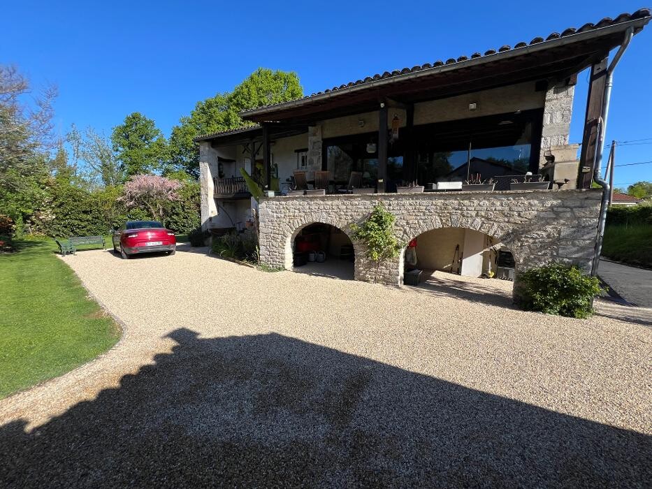 Images Daniel Moquet signe vos allées - Ent. Moulharat