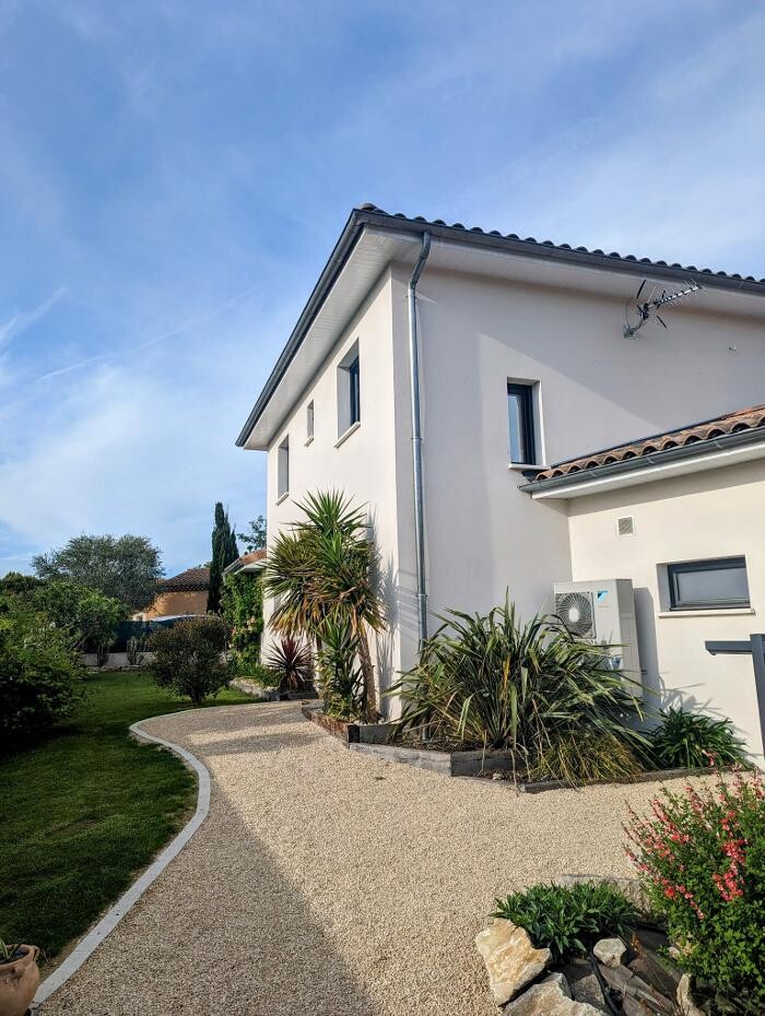 Images Daniel Moquet signe vos allées - Ent. Vernet