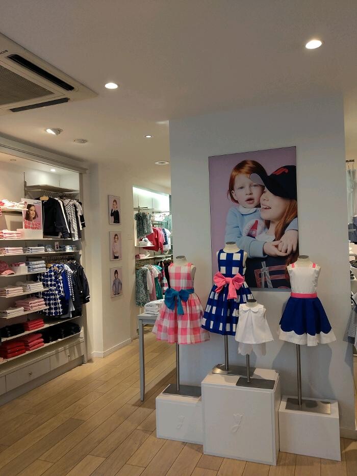 Images JACADI VERSAILLES PAROISSE