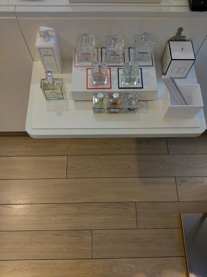 Images JACADI VERSAILLES PAROISSE