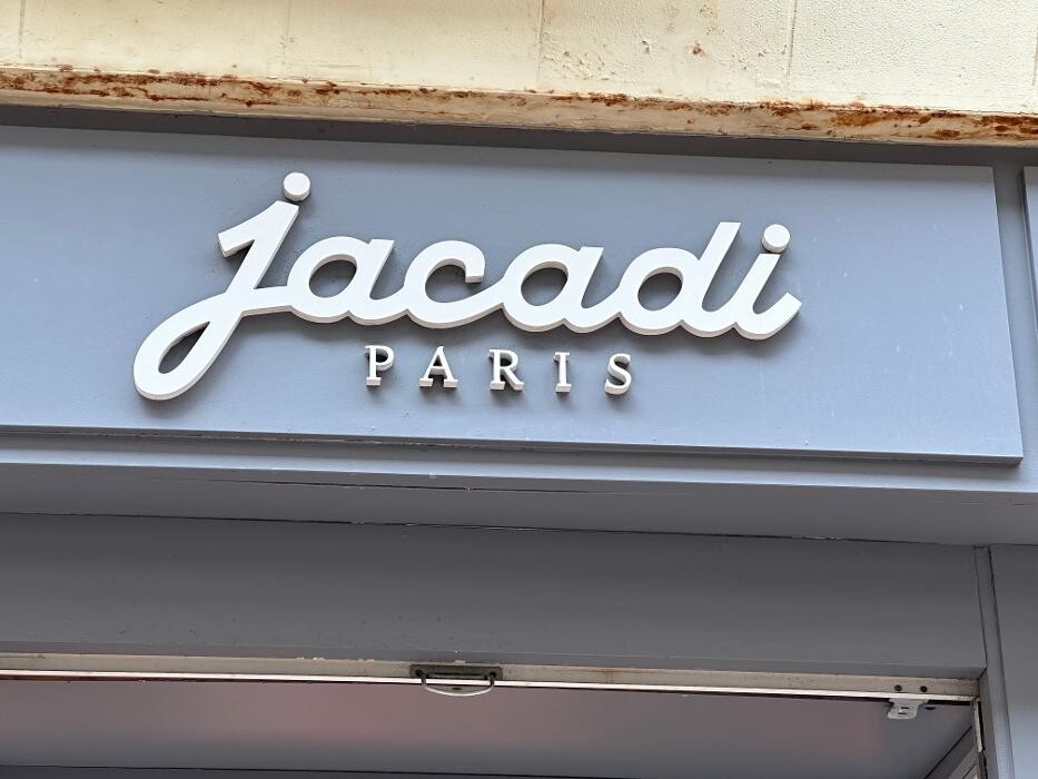 Images JACADI BORDEAUX PORTE DIJEAUX