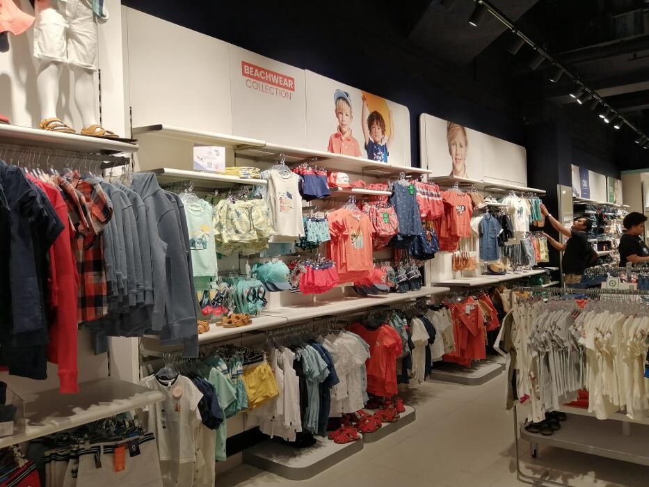 Images OKAIDI PARIS DEFENSE LES 4 TEMPS