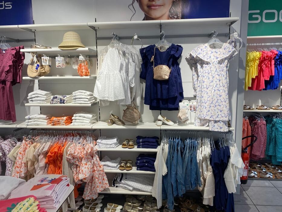 Images OKAIDI ELBEUF MARTYRS