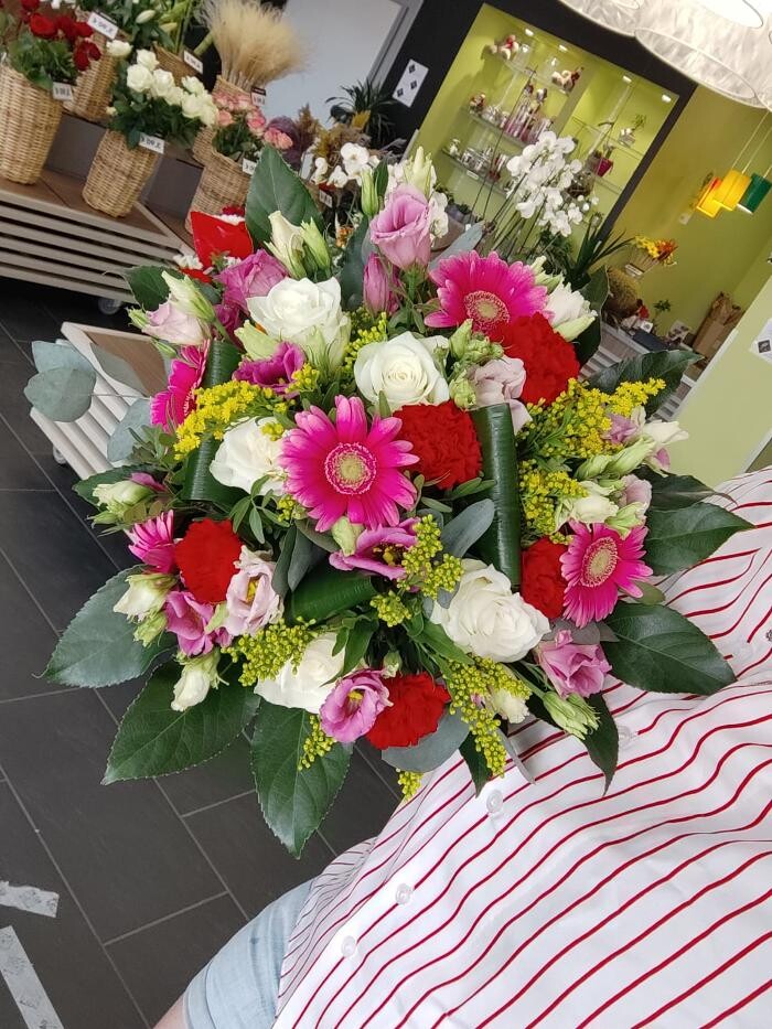 Images Carrément Fleurs - Fleuriste Nîmes 30 - Livraison de fleurs à domicile