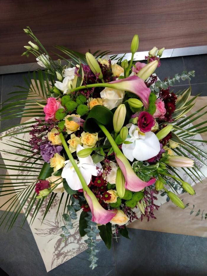Images Carrément Fleurs - Fleuriste Nîmes 30 - Livraison de fleurs à domicile