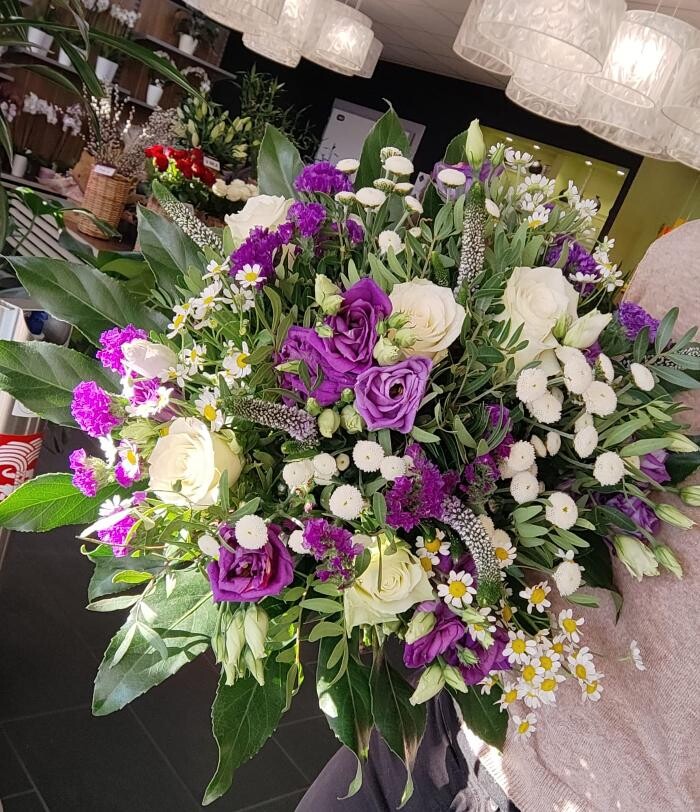 Images Carrément Fleurs - Fleuriste Nîmes 30 - Livraison de fleurs à domicile