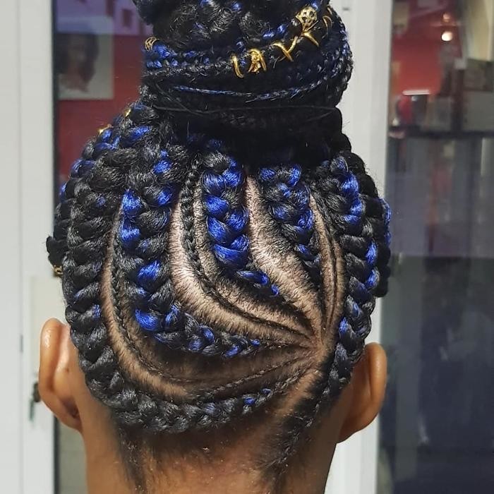 Images COM'HAIR Coiffeur mixte Cayenne