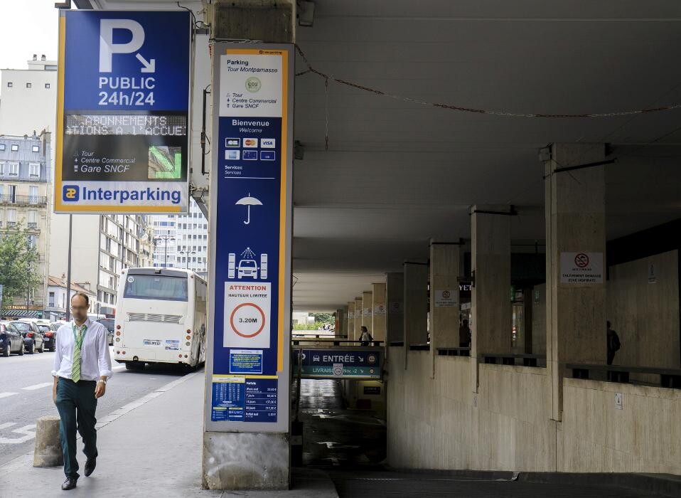 Images Parking Interparking Tour Montparnasse