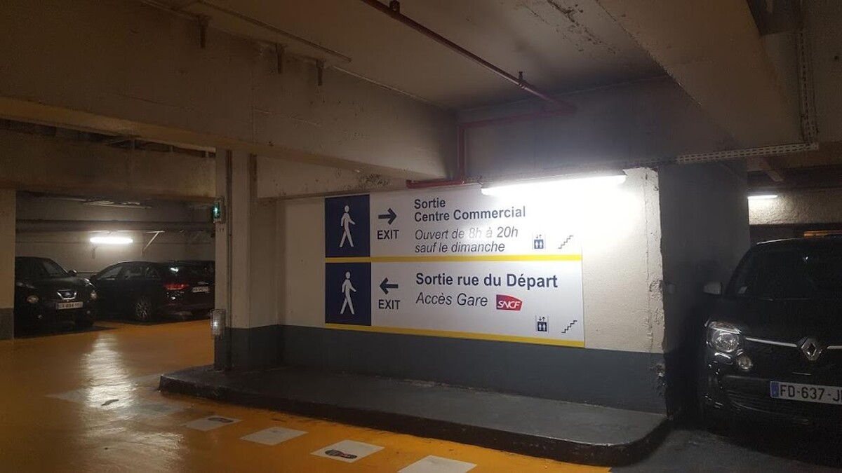 Images Parking Interparking Tour Montparnasse