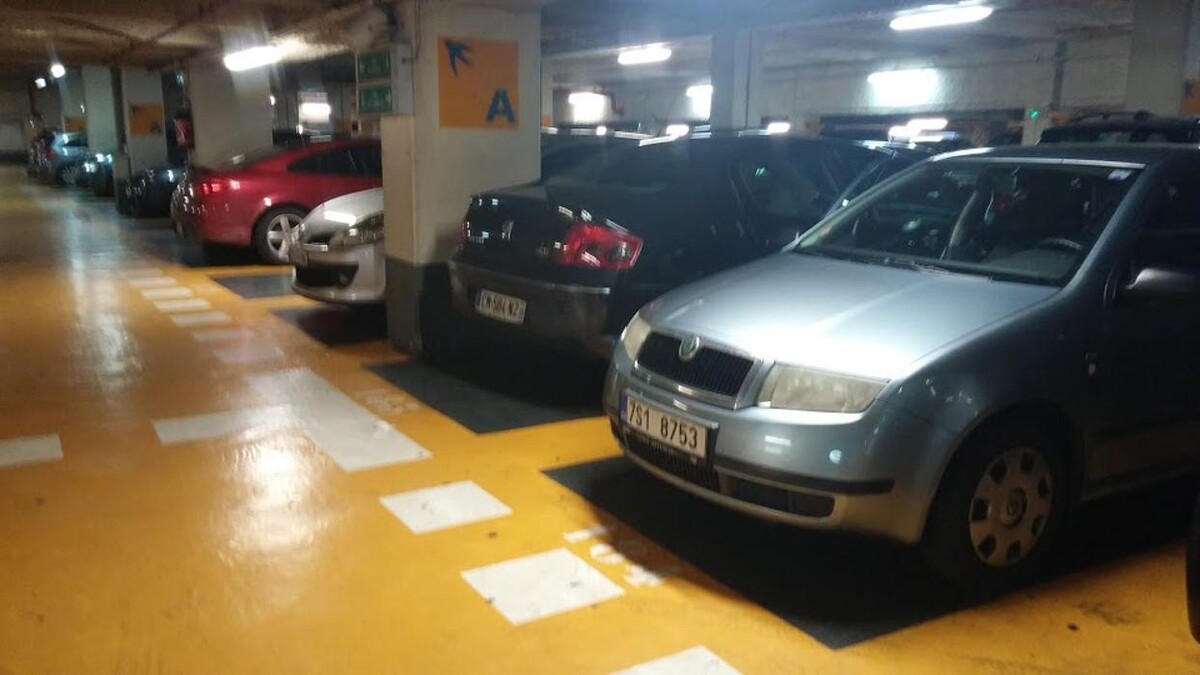 Images Parking Interparking Tour Montparnasse