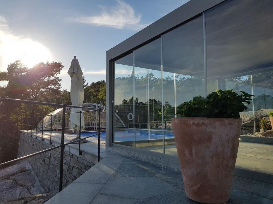 Images Glass Systems