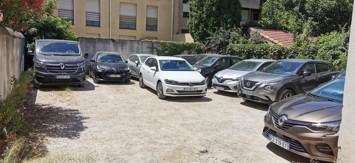 Images Rent A Car
