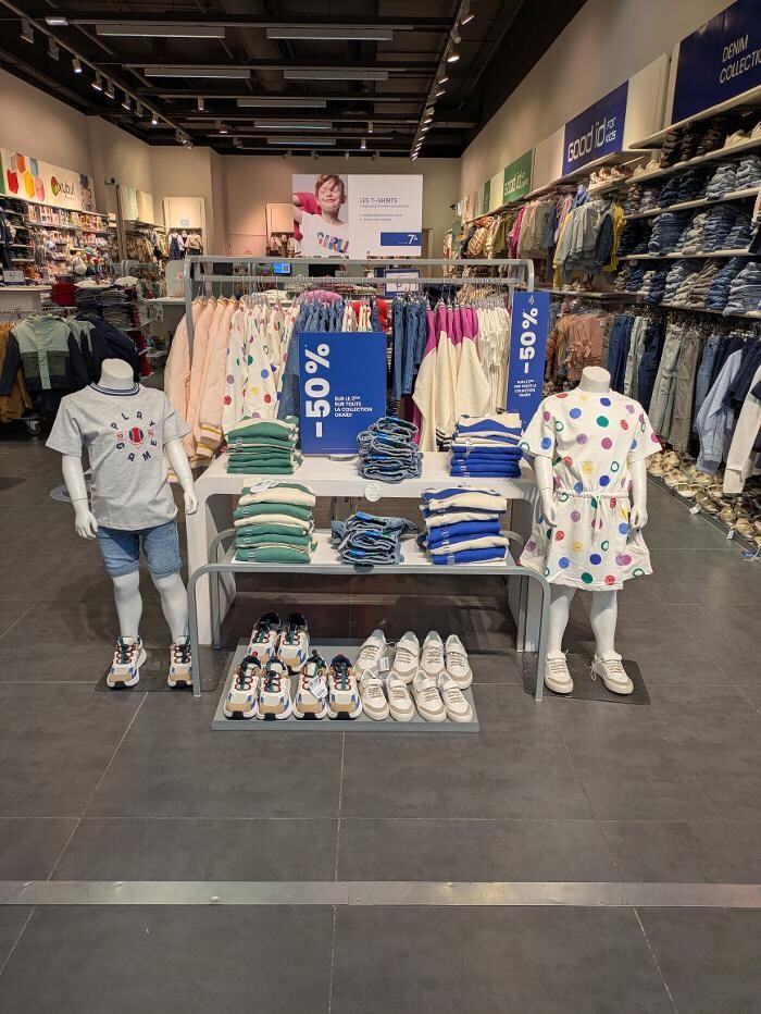 Images OKAIDI ROISSY AEROVILLE