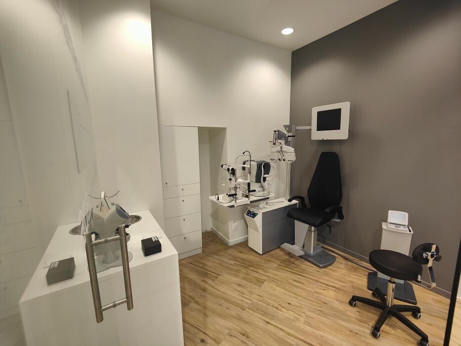 Images Opticien Paris République GrandOptical