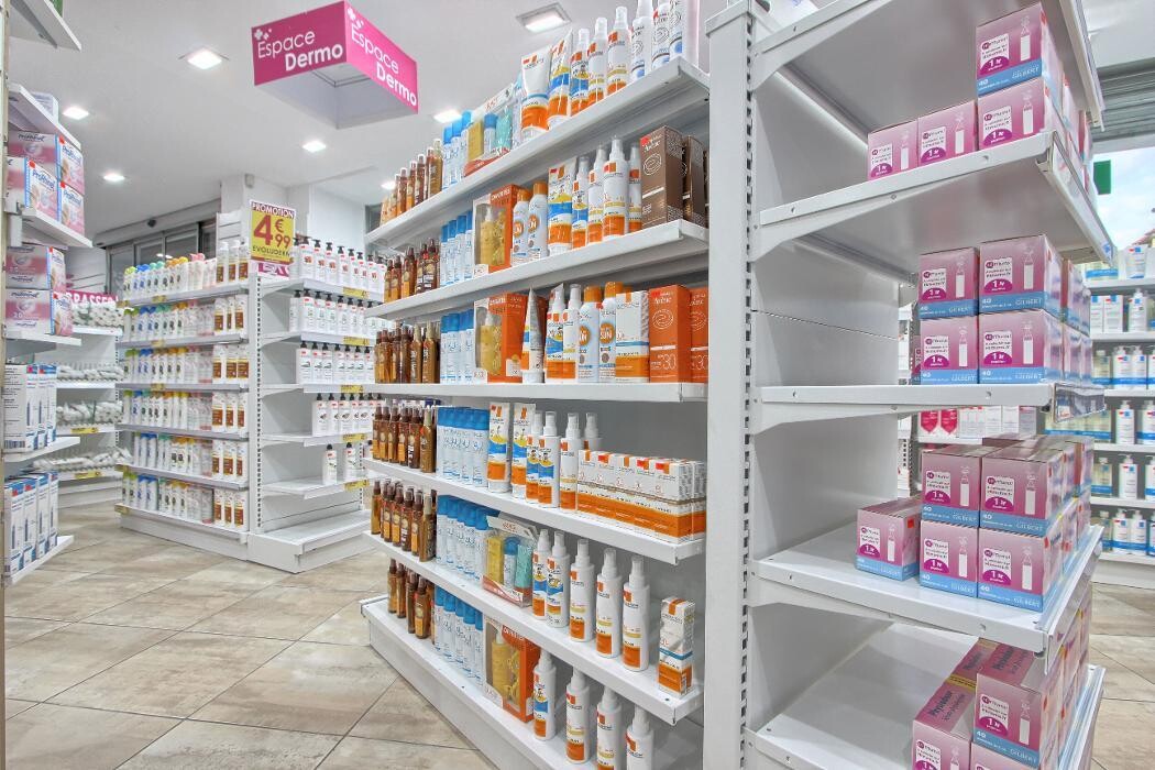 Images Pharmacie Pharmavance Stains