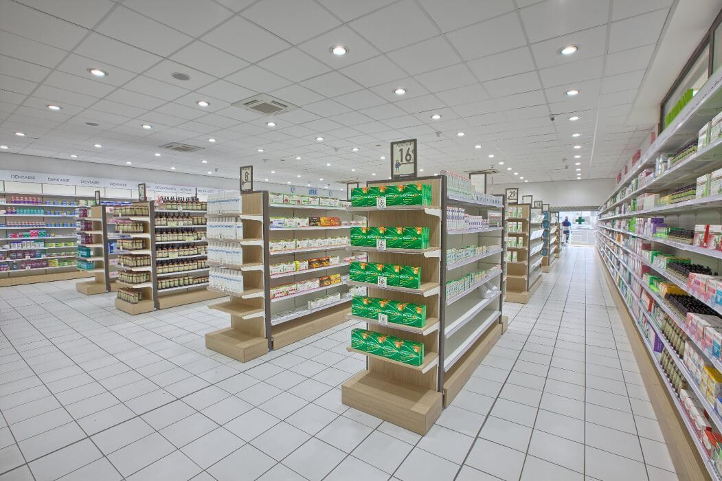 Images Pharmacie Pharmavance Villenave d'Ornon
