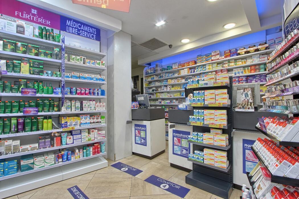 Images Pharmacie Pharmavance Suresnes