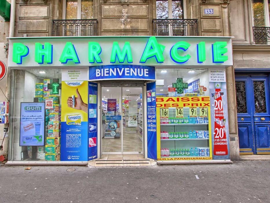 Images Pharmacie Pharmavance Porte de Saint-Ouen