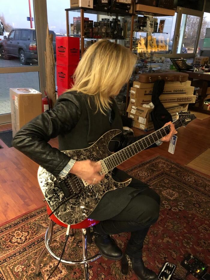 Images Le Guitariste