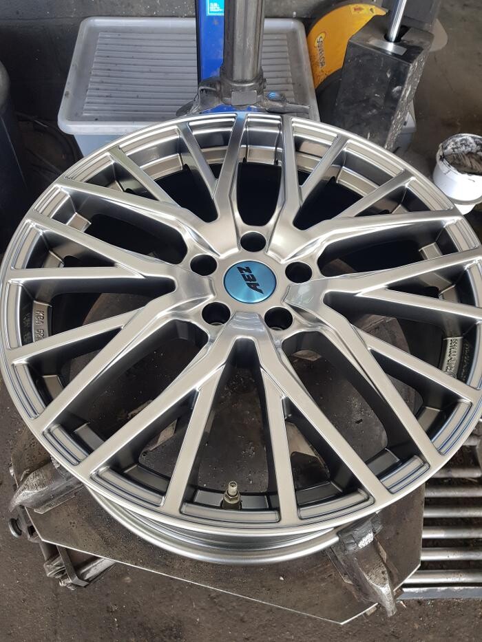 Images Euromaster Montargis