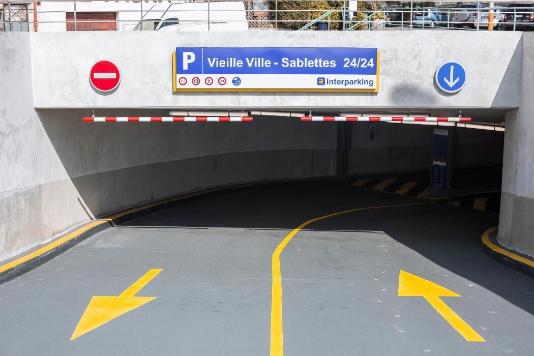 Images Parking Interparking Vieille Ville - Sablettes