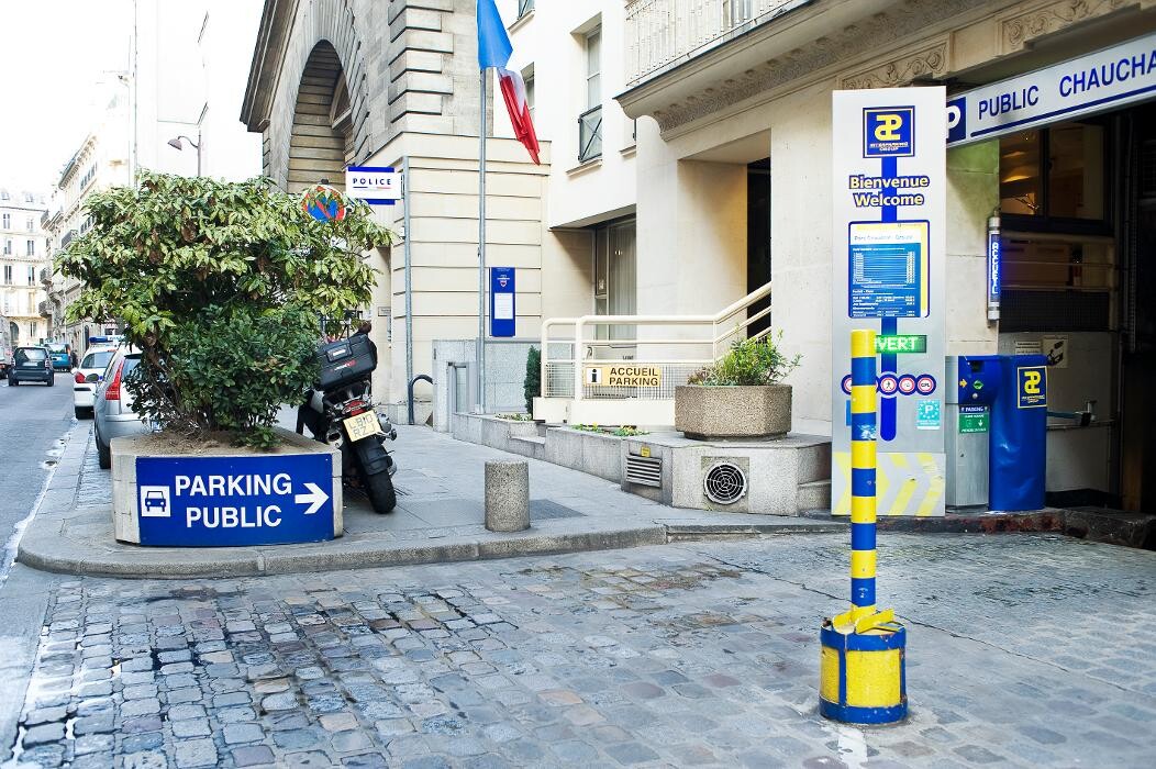 Images Parking Interparking Chauchat Drouot
