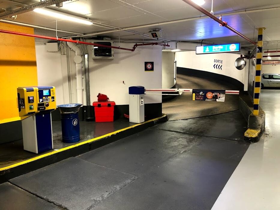 Images Parking Interparking Chauchat Drouot