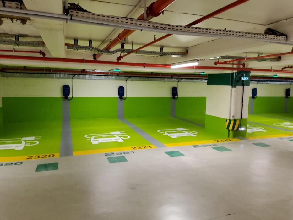 Images Parking Interparking Clichy Montmartre