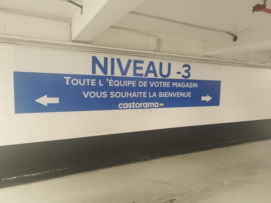 Images Parking Interparking Clichy Montmartre