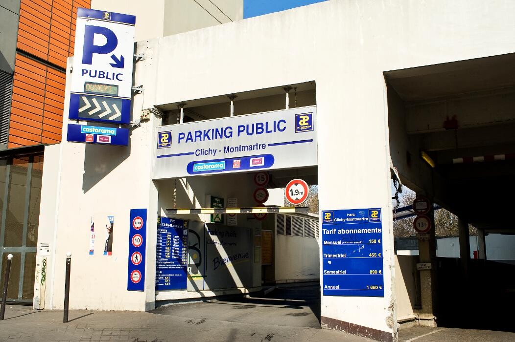 Images Parking Interparking Clichy Montmartre