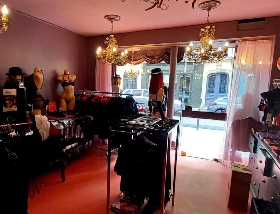 Images Les Baisers de Vénus - Lingerie sexy chic & Vêtements pour des soirées festives et extravagantes