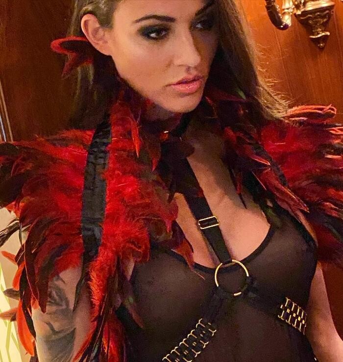 Images Les Baisers de Vénus - Lingerie sexy chic & Vêtements pour des soirées festives et extravagantes