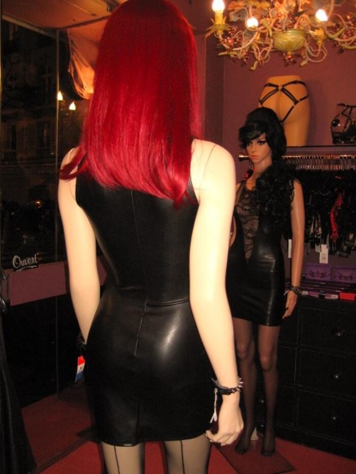 Images Les Baisers de Vénus - Lingerie sexy chic & Vêtements pour des soirées festives et extravagantes