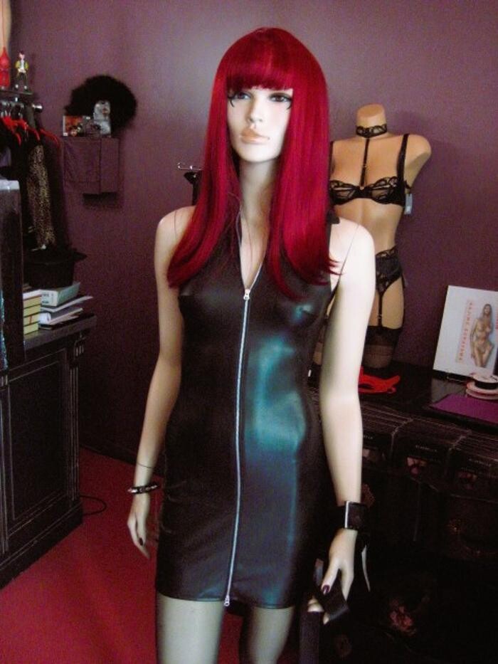 Images Les Baisers de Vénus - Lingerie sexy chic & Vêtements pour des soirées festives et extravagantes