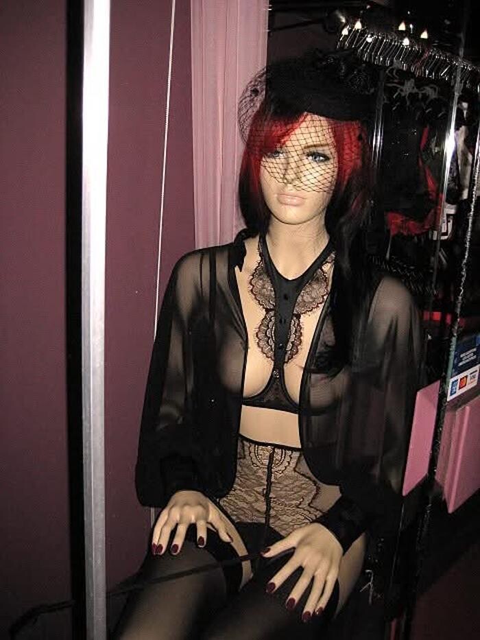 Images Les Baisers de Vénus - Lingerie sexy chic & Vêtements pour des soirées festives et extravagantes