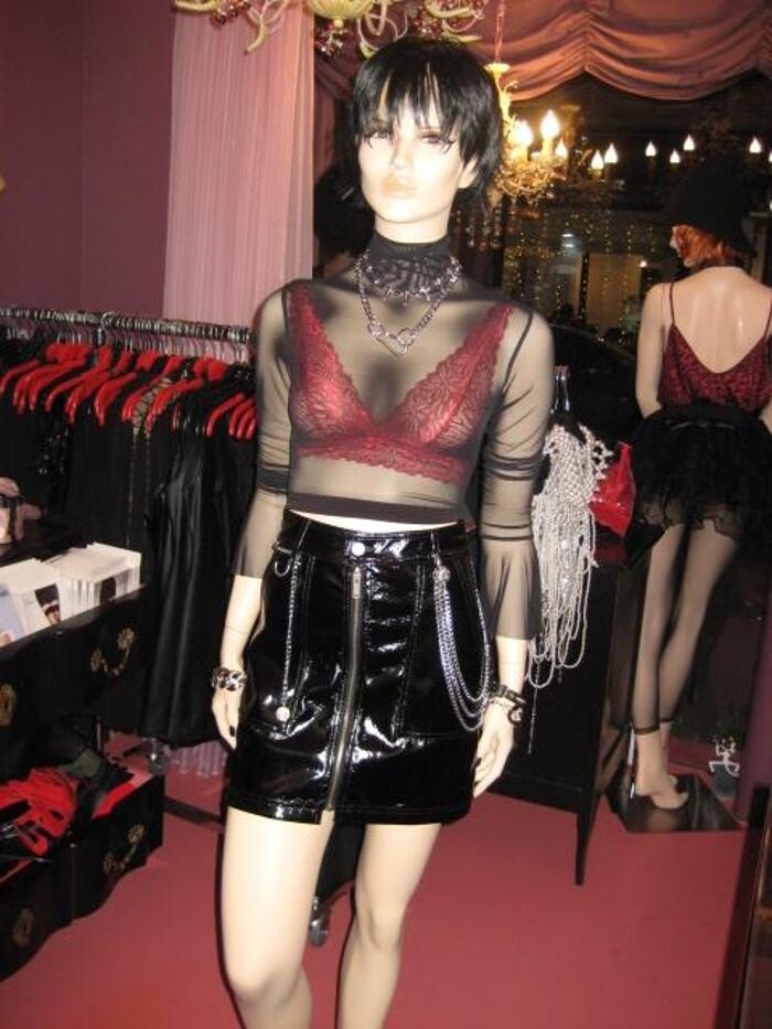 Images Les Baisers de Vénus - Lingerie sexy chic & Vêtements pour des soirées festives et extravagantes
