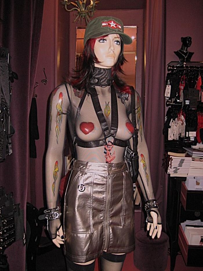 Images Les Baisers de Vénus - Lingerie sexy chic & Vêtements pour des soirées festives et extravagantes