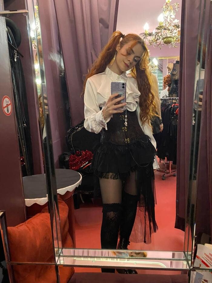 Images Les Baisers de Vénus - Lingerie sexy chic & Vêtements pour des soirées festives et extravagantes