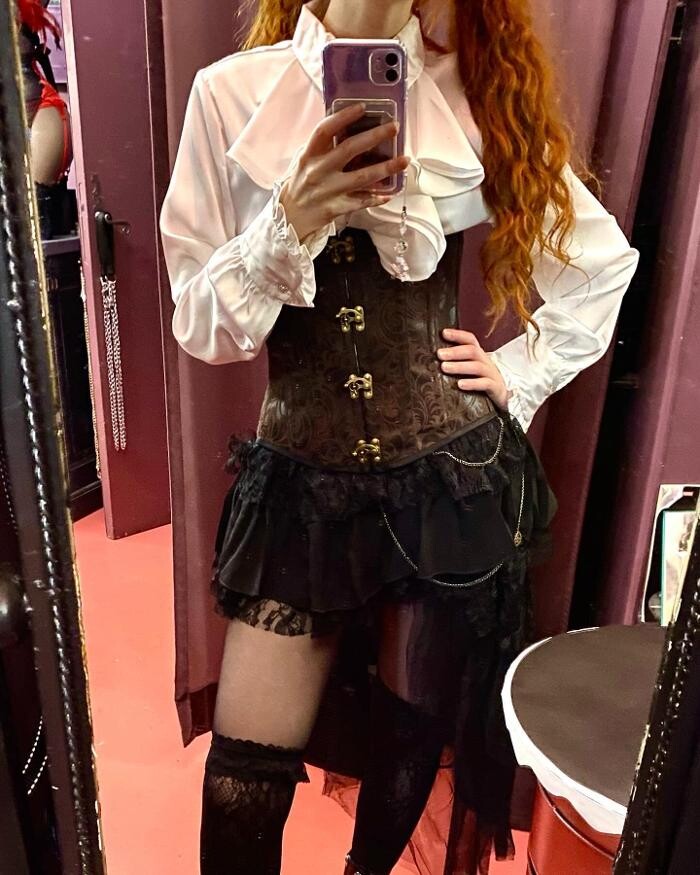 Images Les Baisers de Vénus - Lingerie sexy chic & Vêtements pour des soirées festives et extravagantes